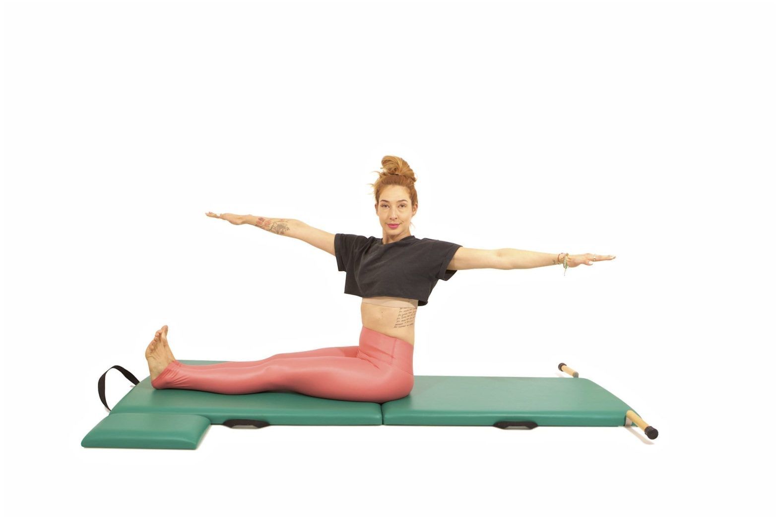 Spine Twist on the Mat - Online Pilates Classes