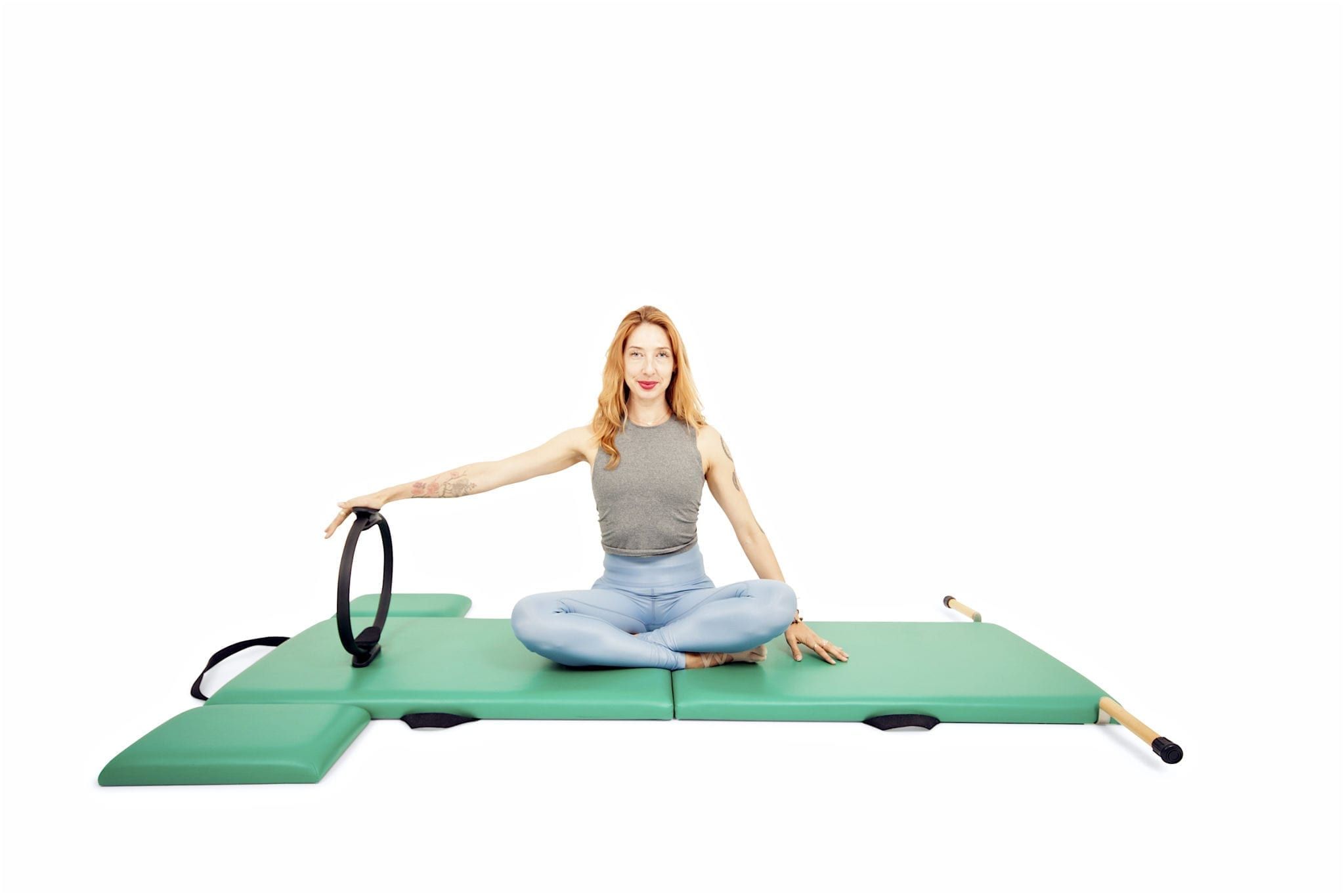 Connecting to your back with the magic circle - Online Pilates Classes